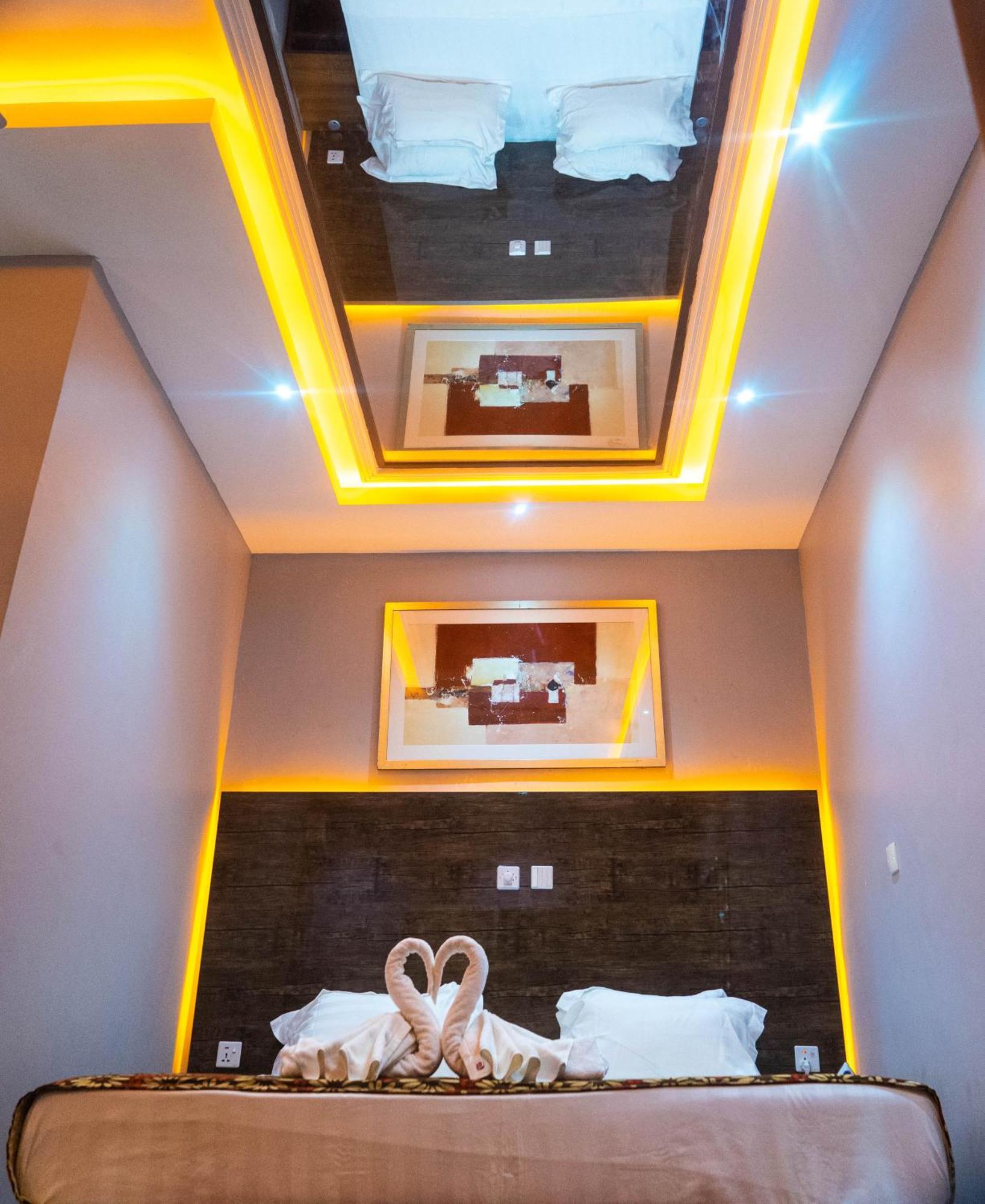 Grand Casamora Hotel Ogbodjo エクステリア 写真