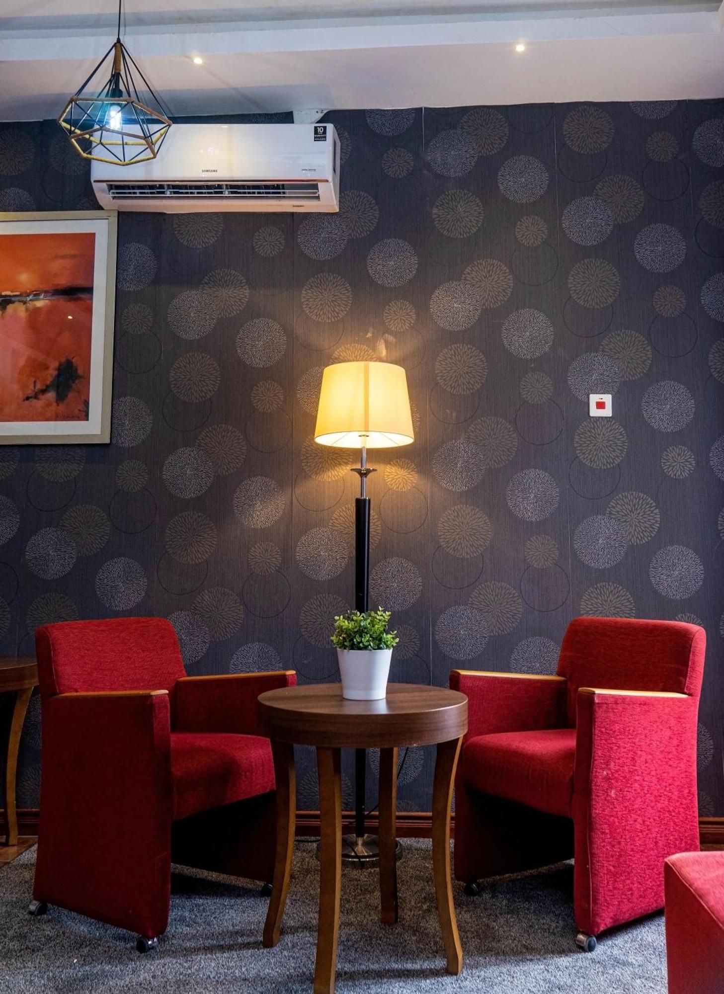 Grand Casamora Hotel Ogbodjo エクステリア 写真