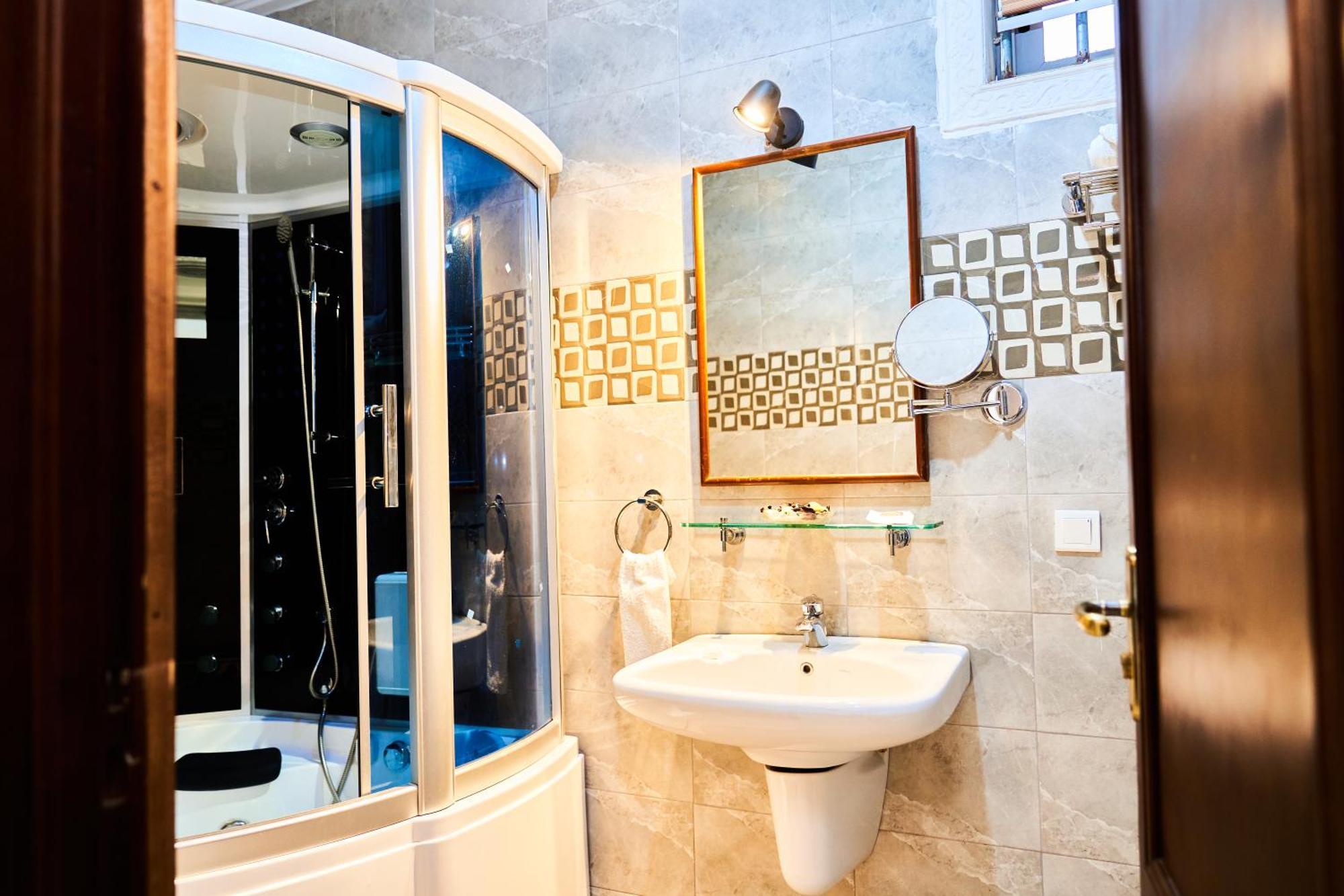 Grand Casamora Hotel Ogbodjo エクステリア 写真