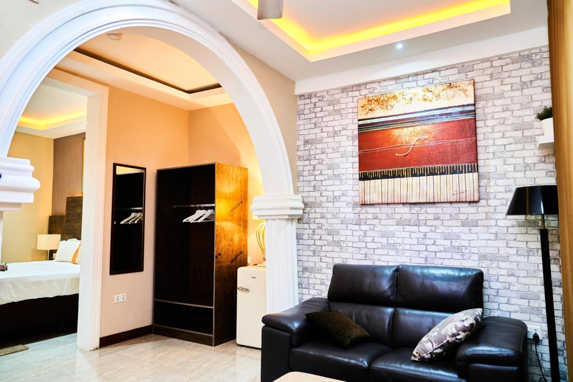 Grand Casamora Hotel Ogbodjo エクステリア 写真