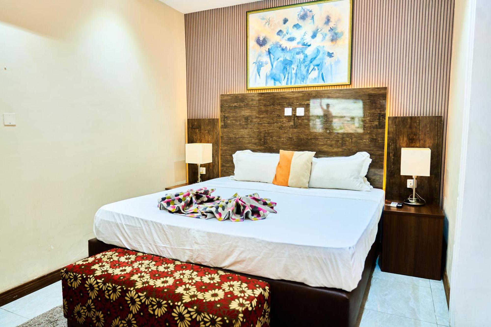 Grand Casamora Hotel Ogbodjo エクステリア 写真